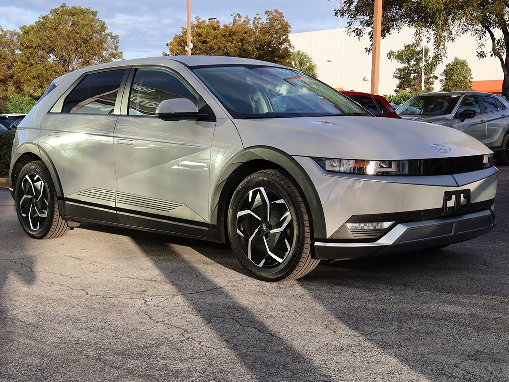 Used 2024 Hyundai IONIQ 5 SEL with VIN KM8KN4DE3RU235792 for sale in Miami, FL