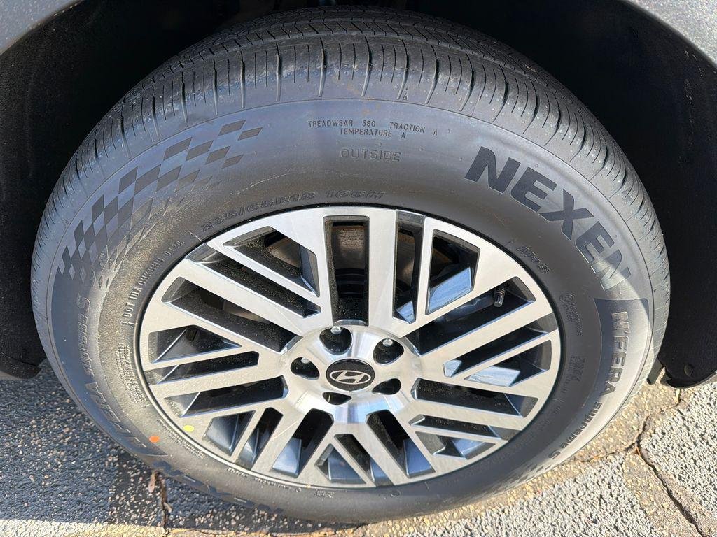 New 2026 Black Hyundai SEL Premium FWD image 12