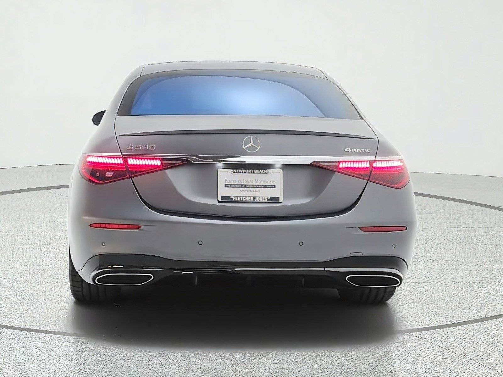 Certified Used 2023 MANUFAKTUR Selenite Grey Magno Mercedes-Benz S 580 4MATIC® Sedan image 6