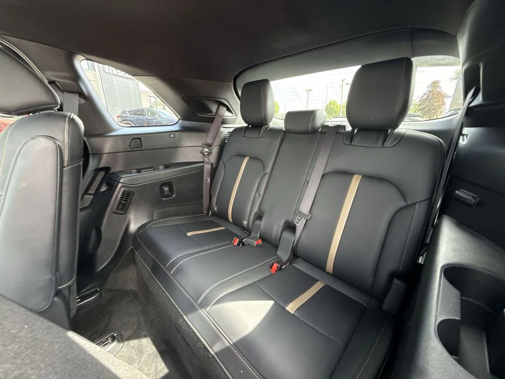 Used 2024 White Mazda Premium Plus image 25