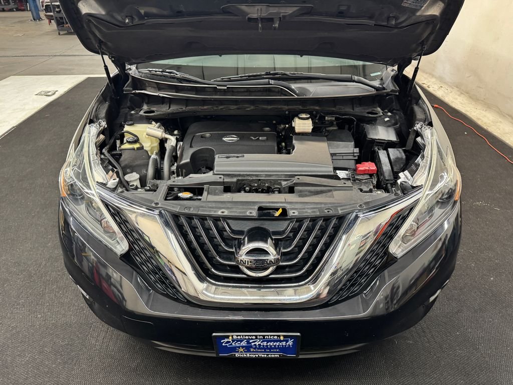 Used 2018 Black Nissan SL image 11