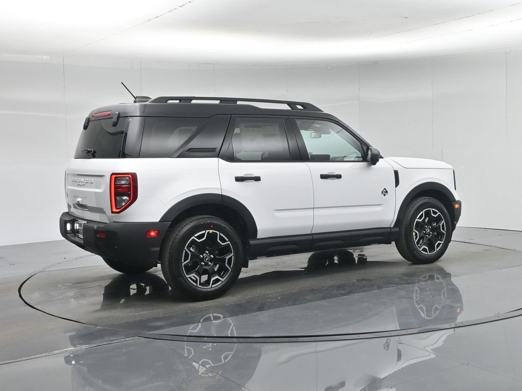 New 2026 White Ford Outer Banks image 32