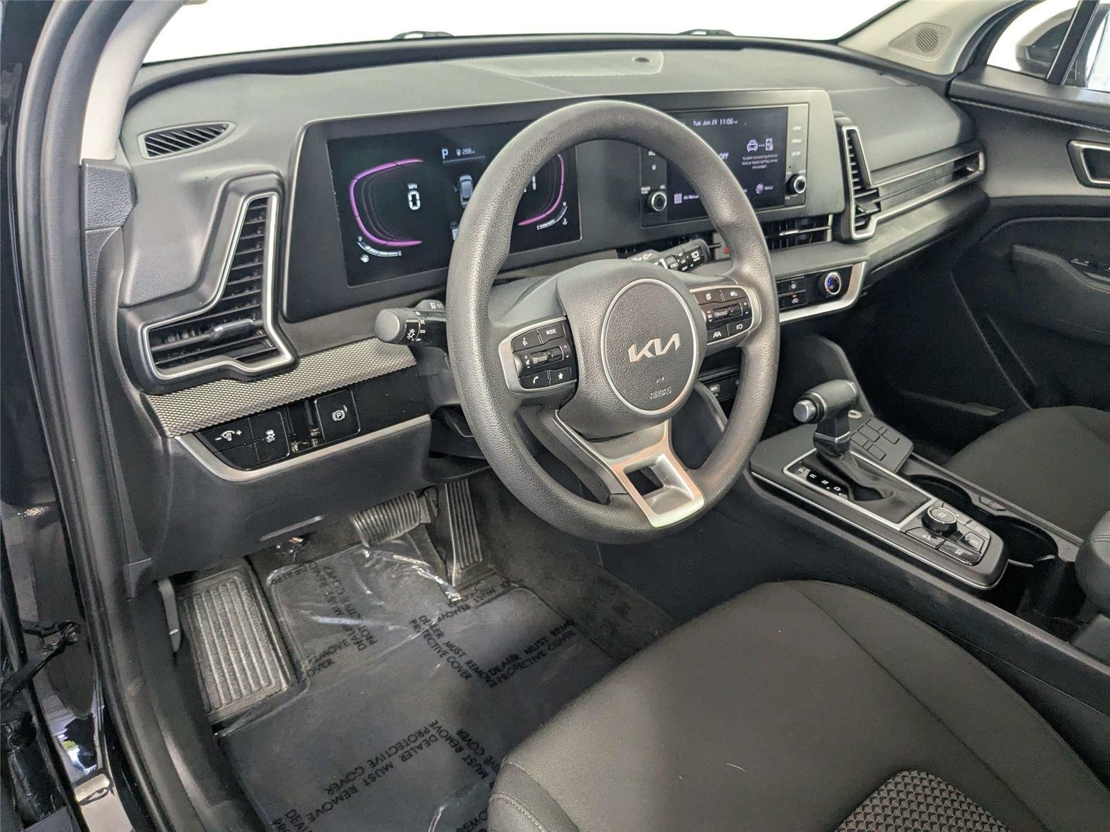 Used 2024 Fusion Black Kia LX image 13