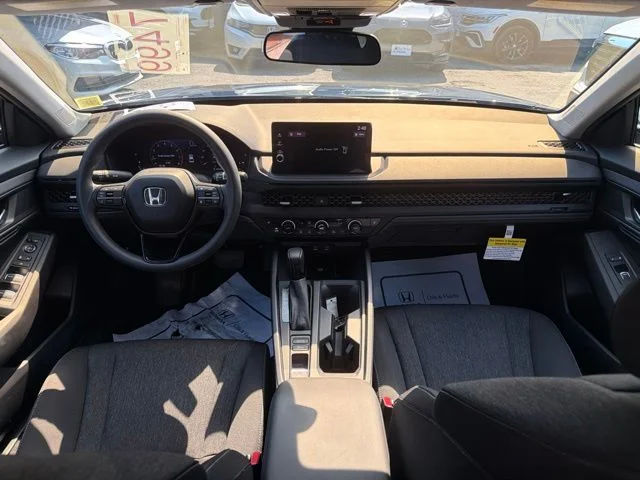 Used 2026  Honda SE image 7