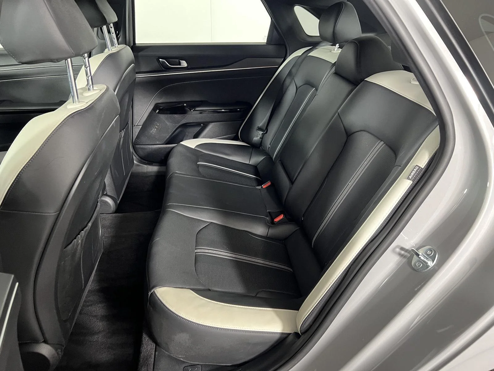 Certified Used 2025 Wolf Gray Kia GT-Line image 45