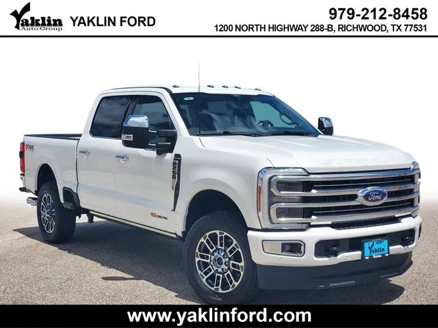 New 2026 Star White Metallic Tri-Coat Ford F-250® Platinum® image 1