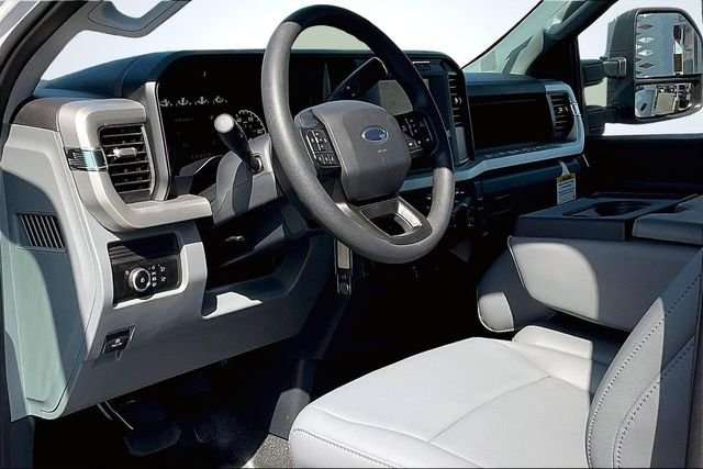 2024 Ford F-450 Super Duty Chassis Cab XL - Photo 6