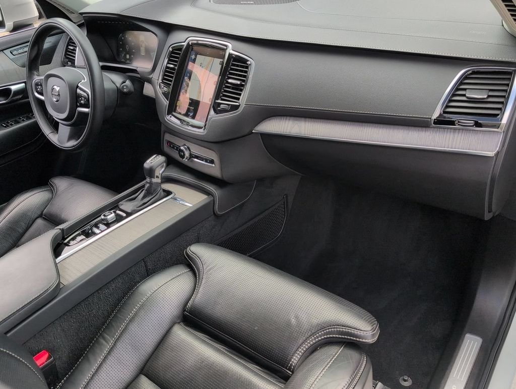 Used 2020 Beige Volvo T6 Inscription image 30