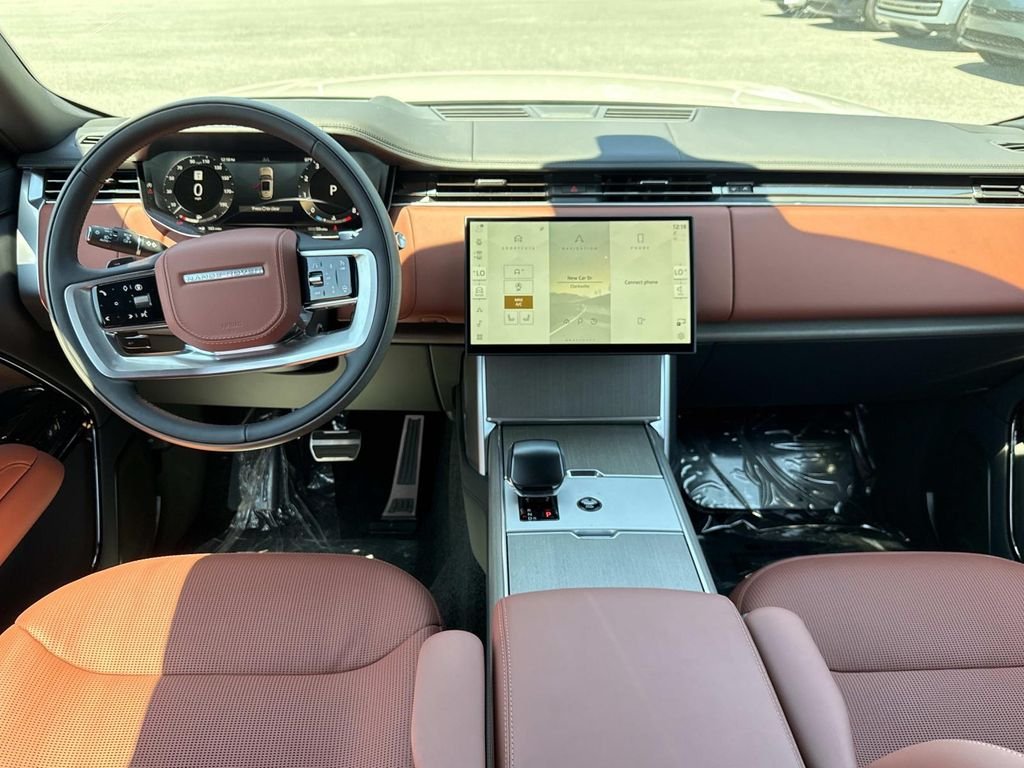 New 2026 Borasco Grey Land Rover SV Signature Suite image 2