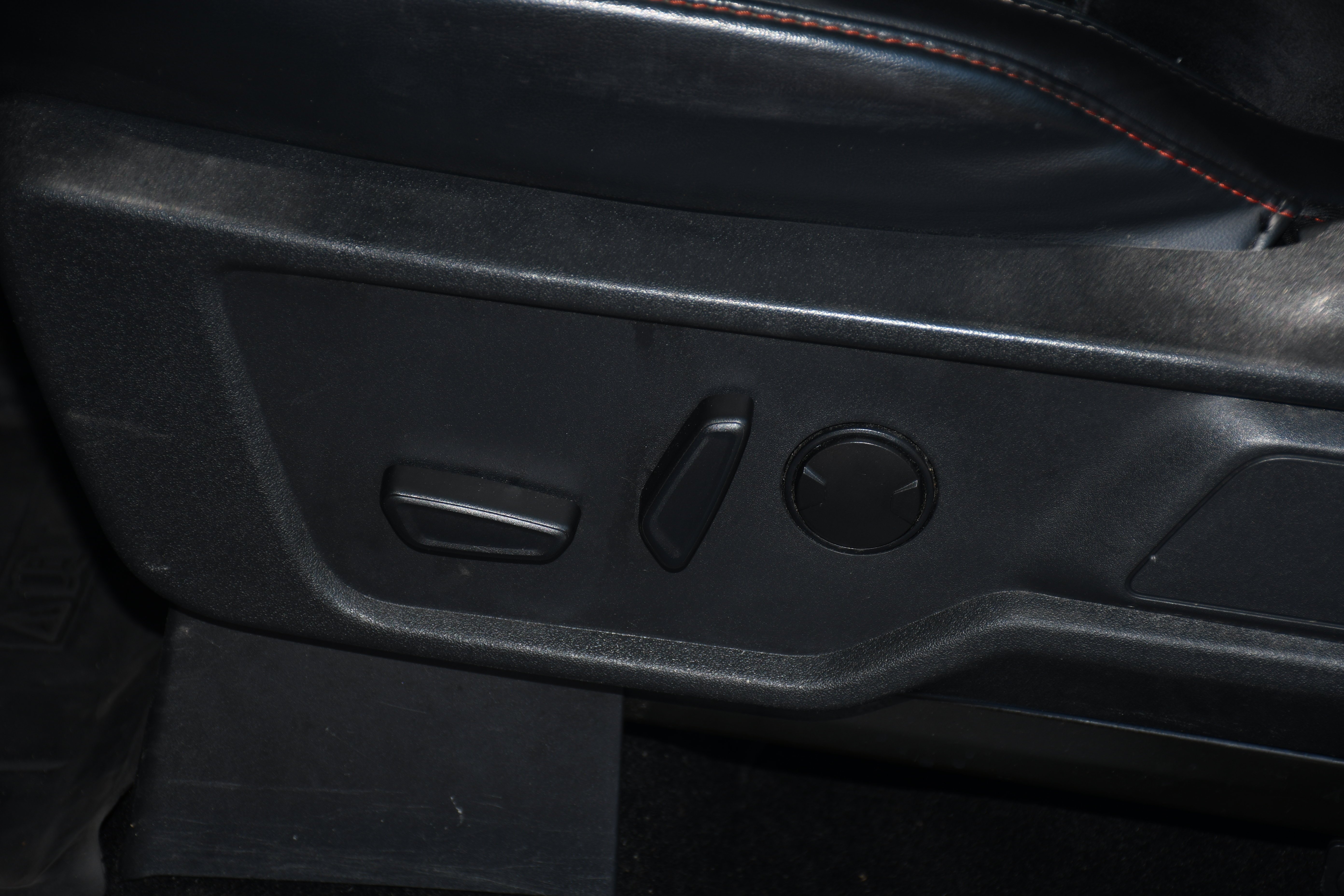 Used 2023 Blue Ford Raptor image 9