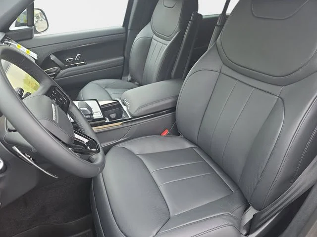 New 2026 Carpathian Grey Land Rover Dynamic SE image 12
