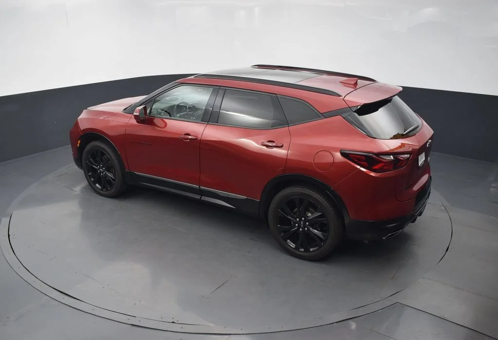 Used 2019 CAJUN RED TINTCOAT Chevrolet RS image 43