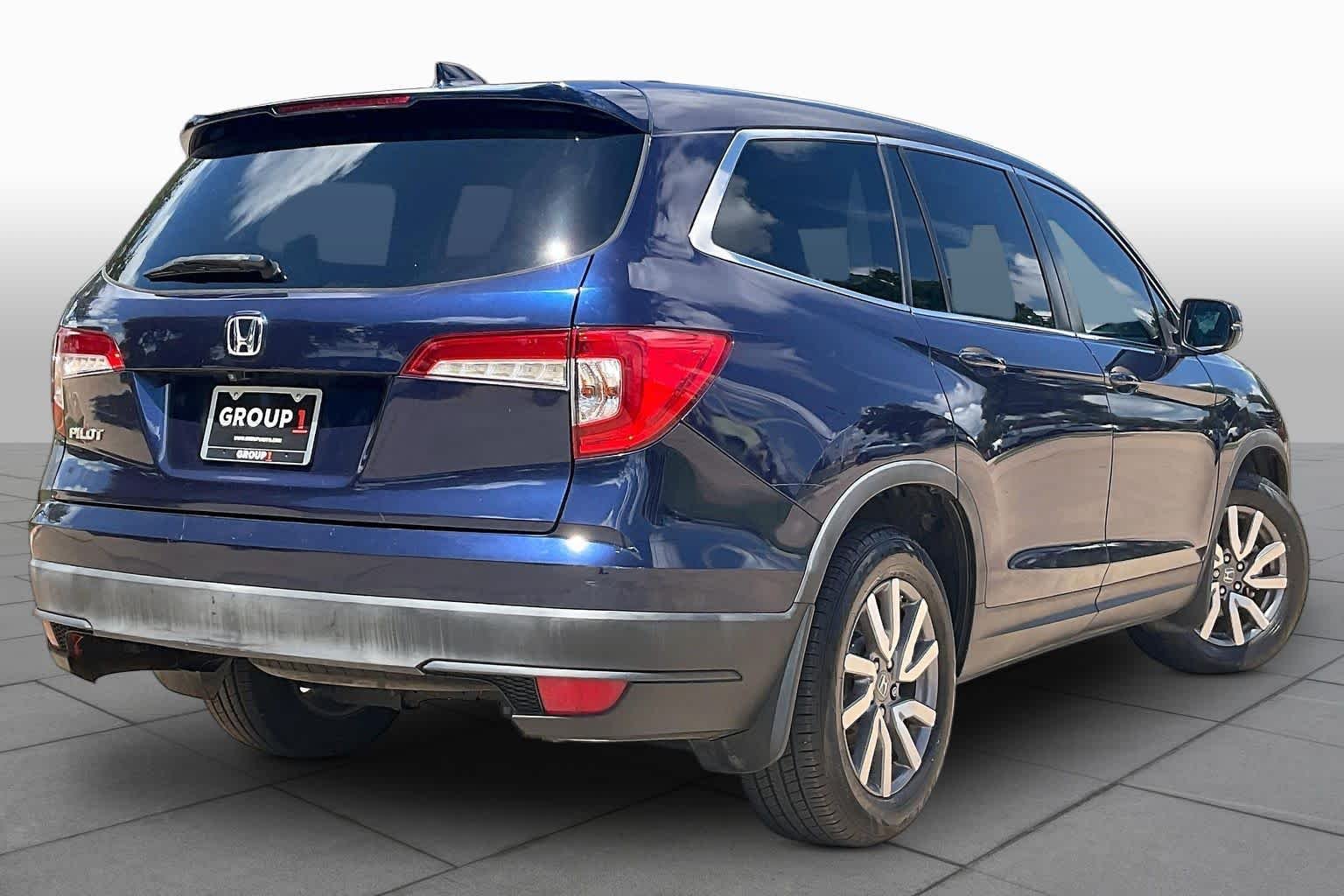 Used 2019 Obsidian Blue Pearl Honda EX-L image 22
