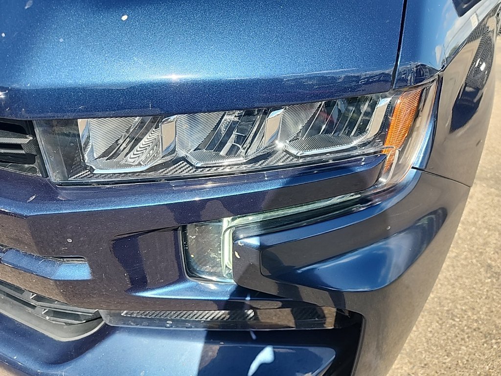 Used 2022 Blue Chevrolet RST image 5