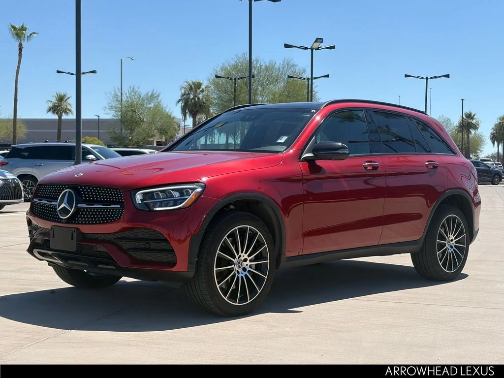 Used 2022 Red Mercedes-Benz GLC 300 image 2