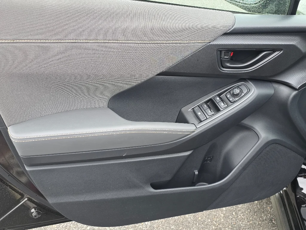 2025 Subaru Crosstrek Sport - Photo 32