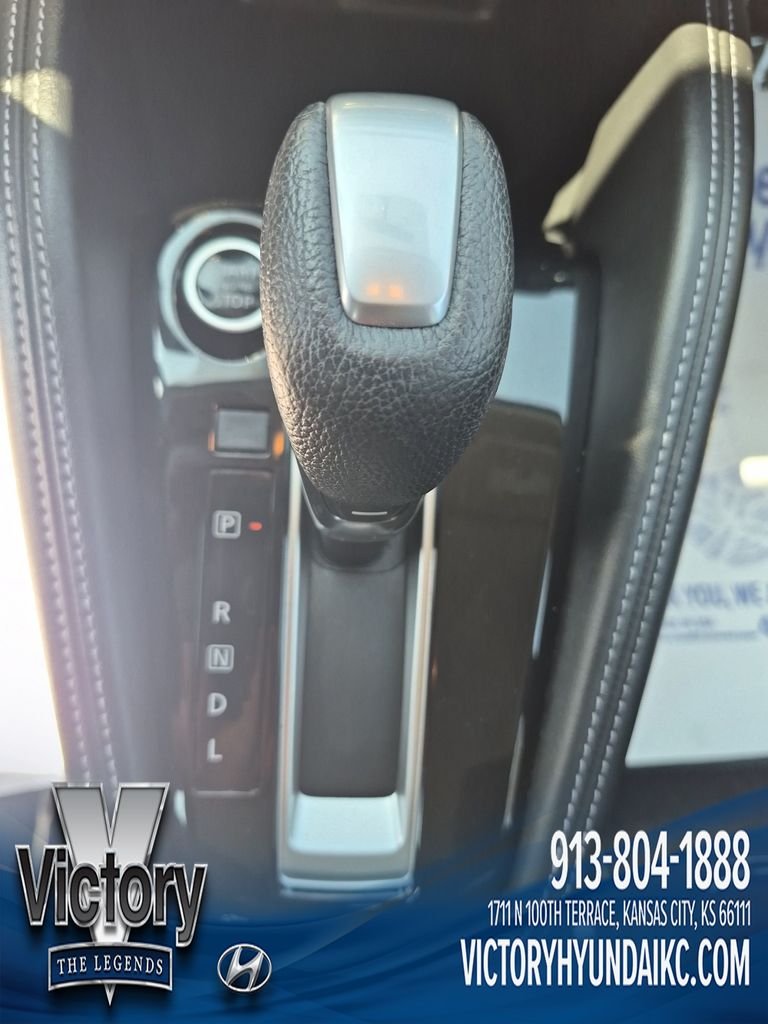 Used 2019 Blue Nissan SR image 22