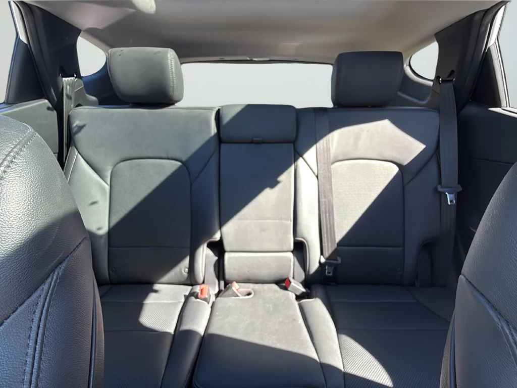 Used 2018 White Hyundai 2.0T Ultimate image 29