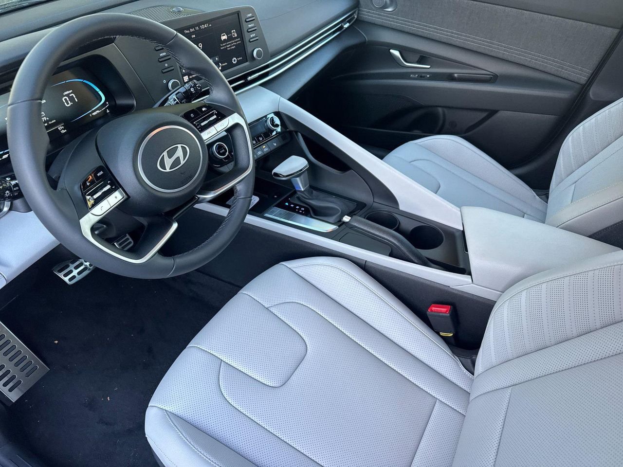 New 2026 Gray Hyundai SEL Sport Plus image 9
