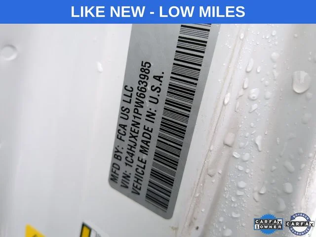 Used 2023 White Jeep Sahara image 21
