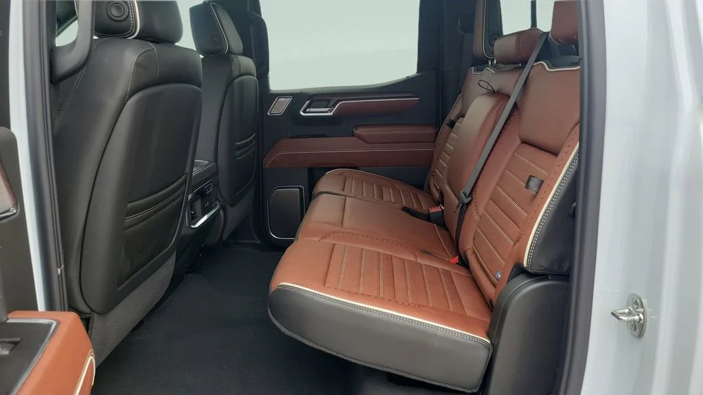 New 2026 Glacier White Tricoat GMC Denali Ultimate image 25
