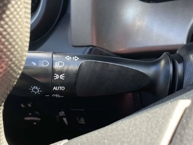 Used 2018 Gray Toyota LE image 19