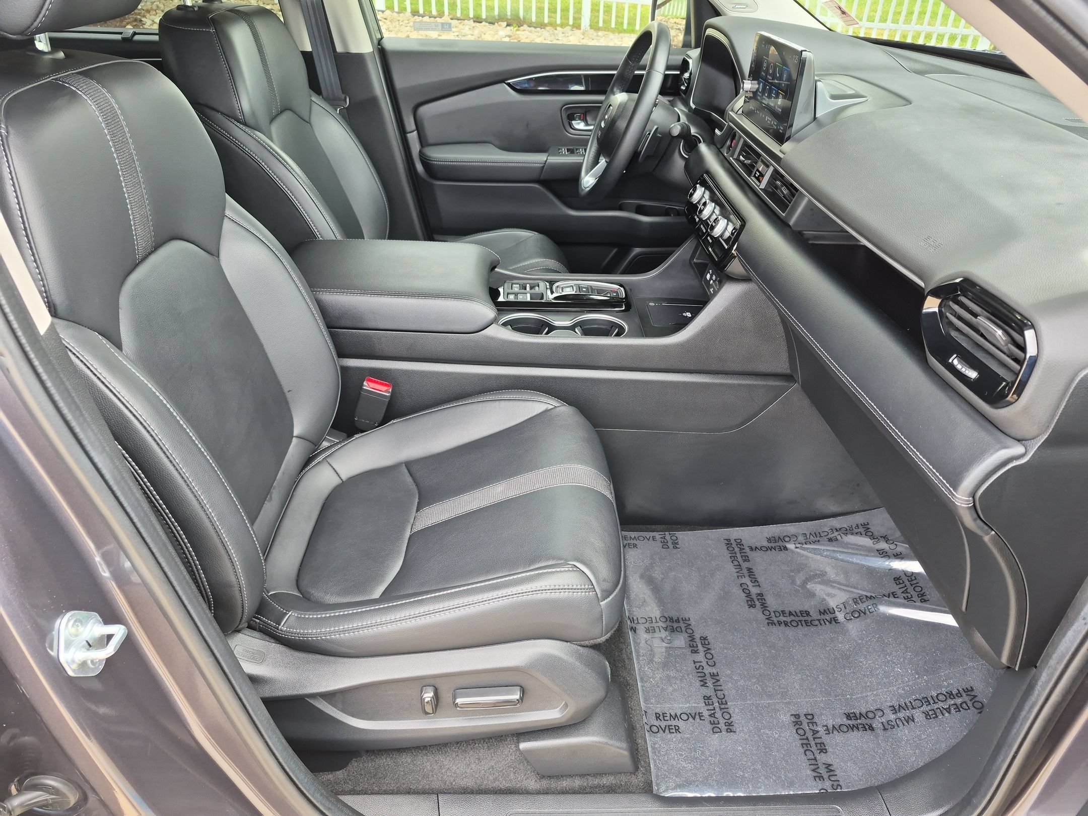 2023 Honda Pilot Touring - Photo 32