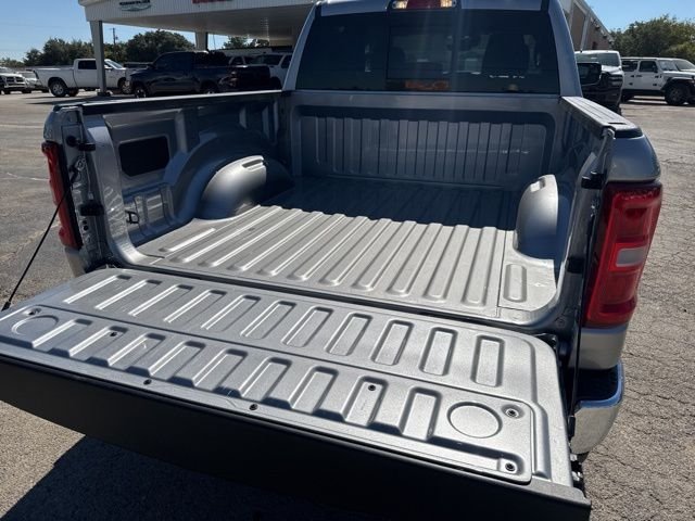 2026 RAM 1500 Laramie - Photo 9