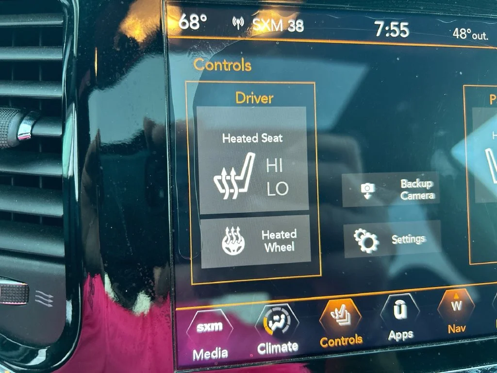 Used 2020 White Jeep Limited image 31