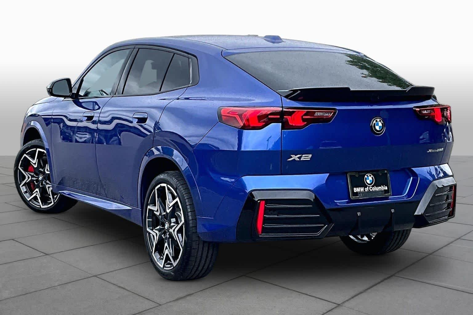 Used 2026 Portimao Blue Metallic BMW xDrive28i image 12