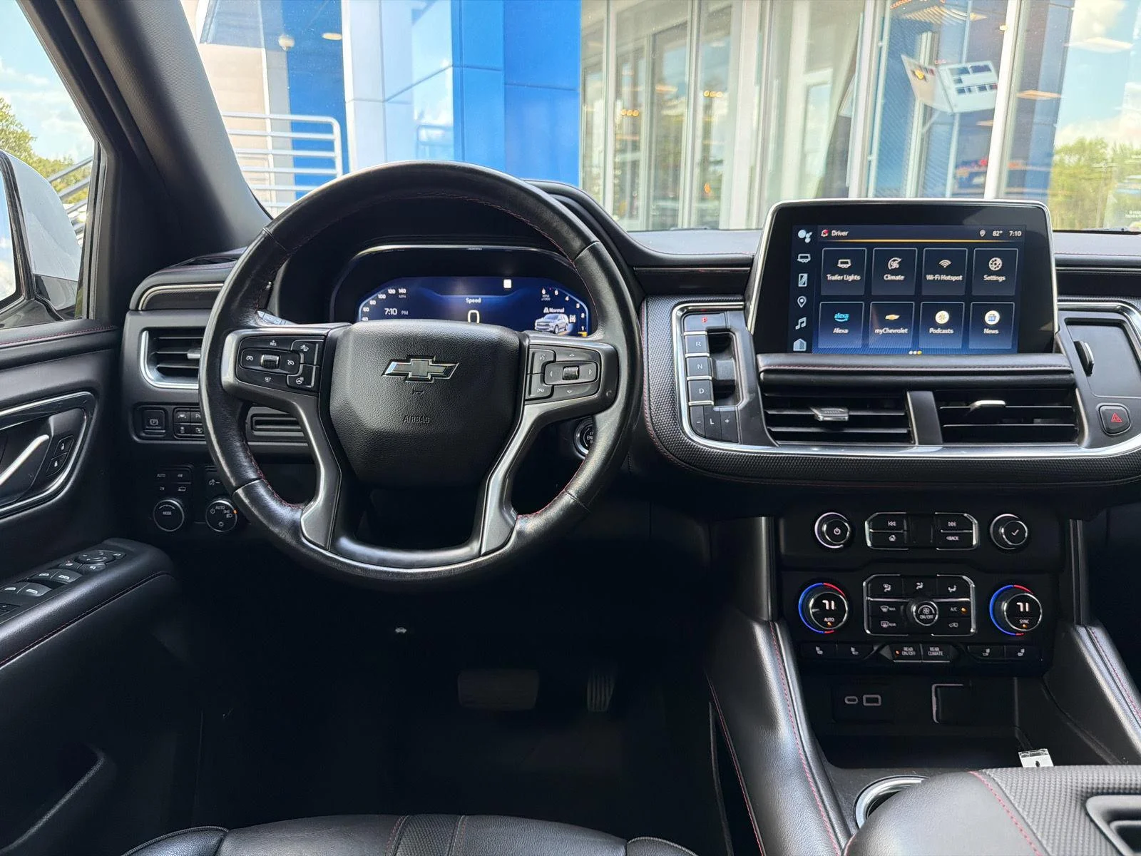 Used 2022 SUMMIT WHITE Chevrolet RST image 18