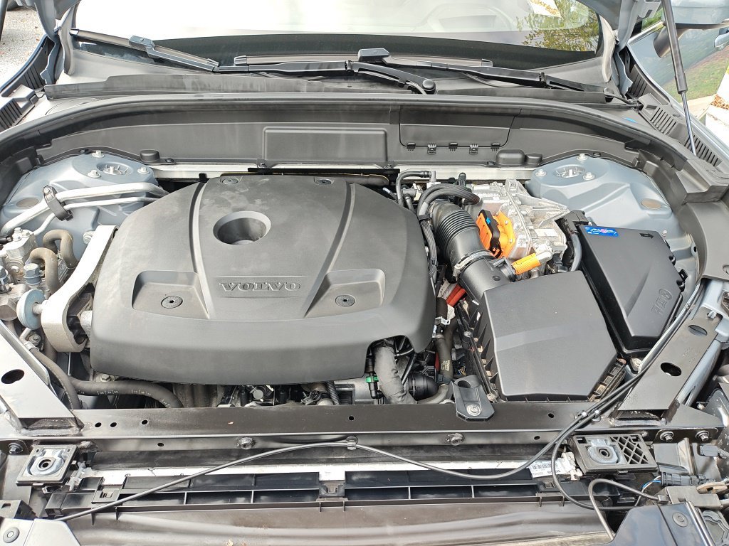 Used 2023 Gray Volvo Ultimate image 29