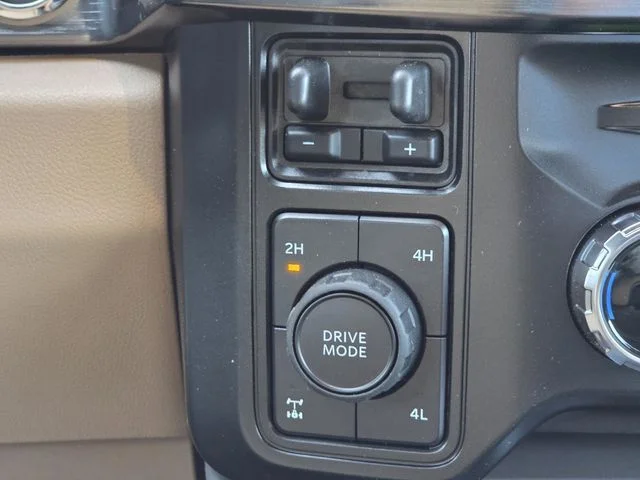 New 2026 Marsh Gray Ford F-250® Lariat® image 15