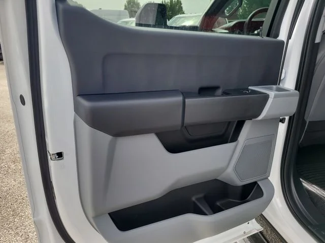 New 2026 Oxford White Ford XL image 12