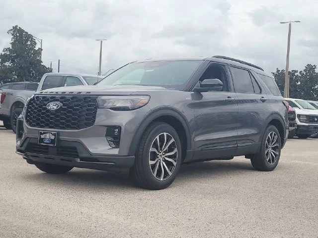 New 2027 Gray Metallic Ford ST-Line image 32