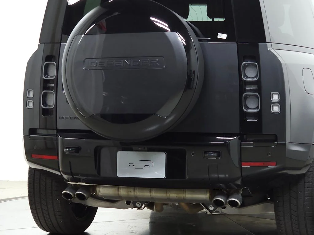 2025 Land Rover Defender V8 - Photo 7