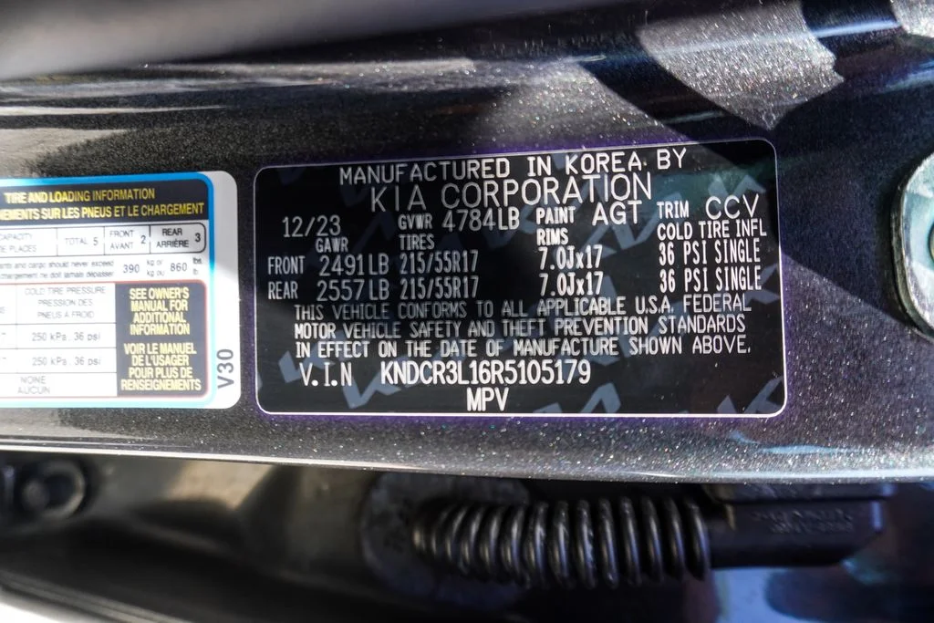 Used 2024 Gray Kia Wind image 39
