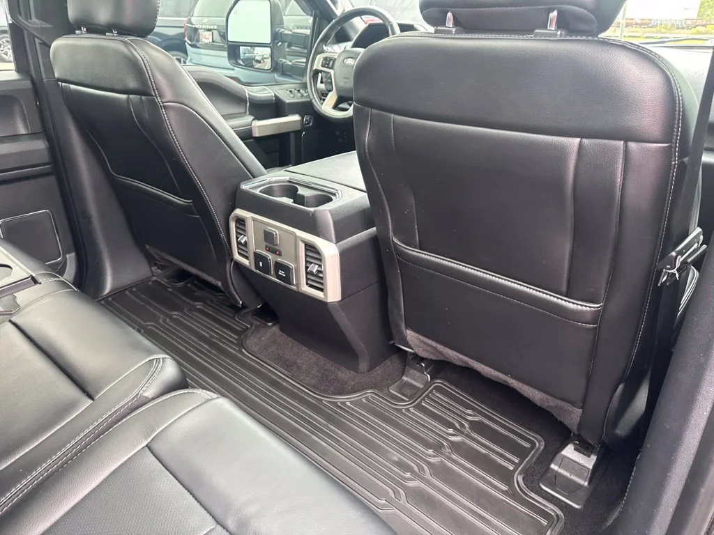 Certified Used 2020 Magnetic Metallic Ford Lariat image 42