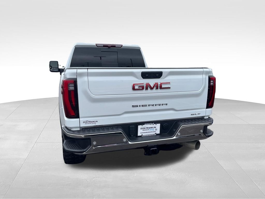 Used 2025 White GMC SLT image 4