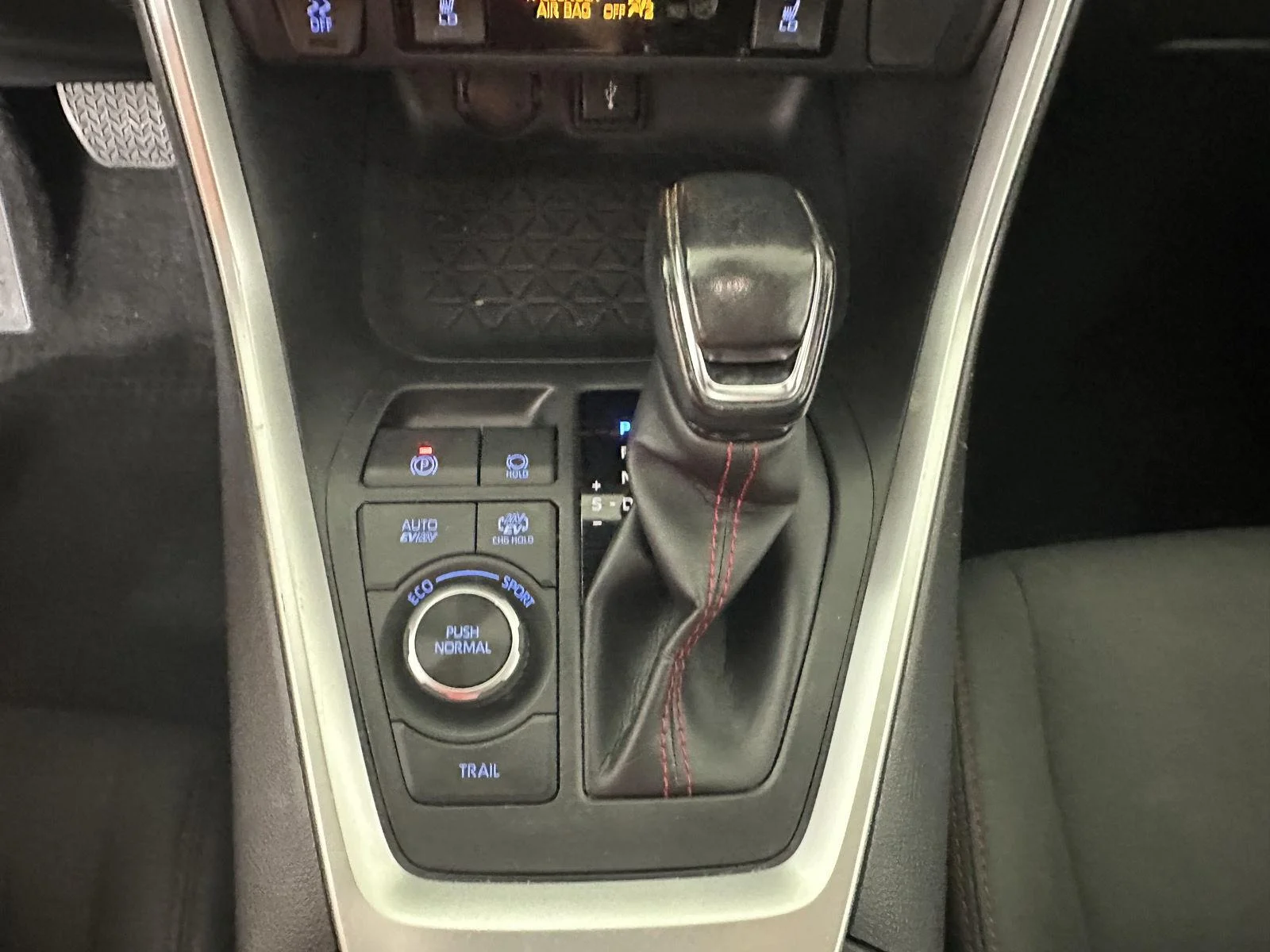 Used 2022 Magnetic Gray Metallic Toyota SE image 34
