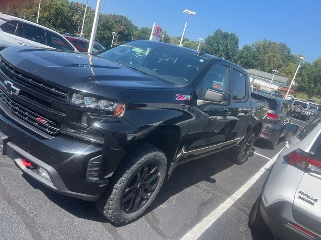 Used 2021 Black Chevrolet LT Trail Boss image 2