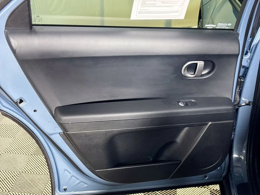 Used 2024 Blue Hyundai SEL image 19