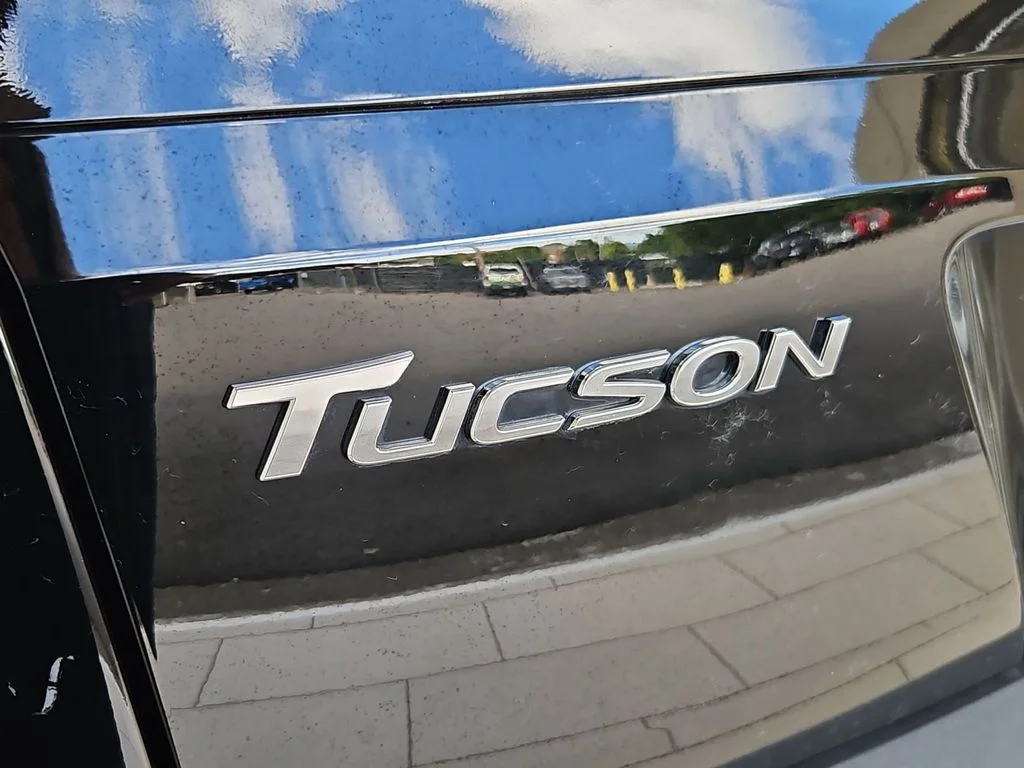 Used 2016 Ash Black Hyundai Sport image 26