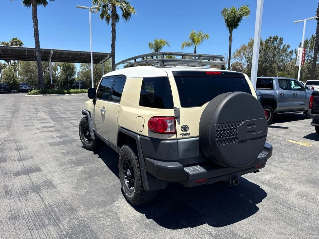 Used 2008 Beige Toyota Base image 4