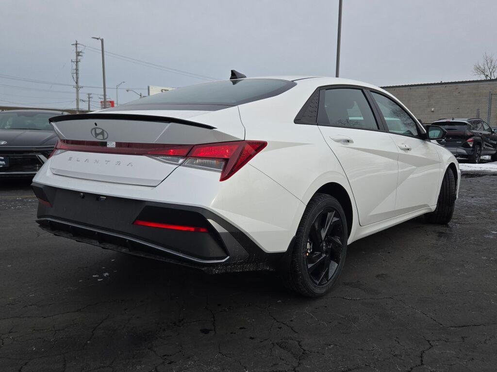 New 2026 White Hyundai SEL Sport image 13