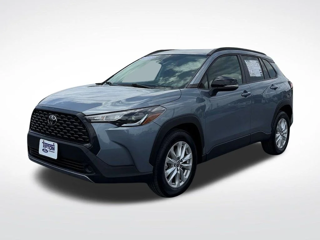 2025 Toyota Corolla Cross LE