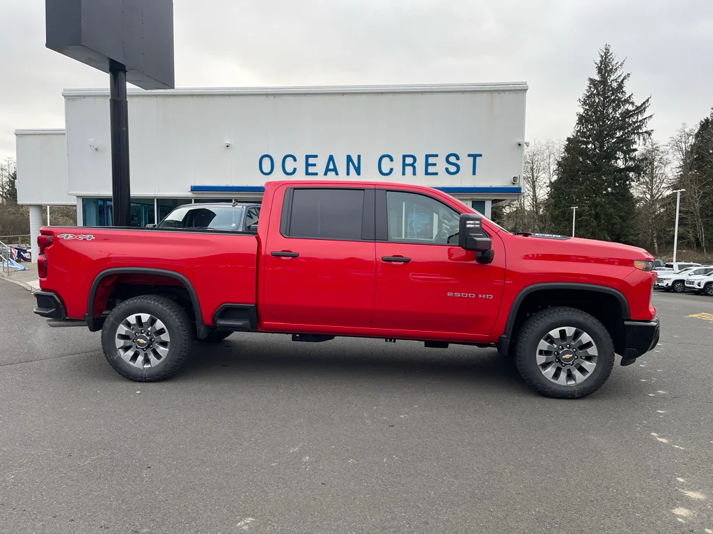 2026 Chevrolet Silverado HD Custom 4WD Crew Cab Standard Box's photo