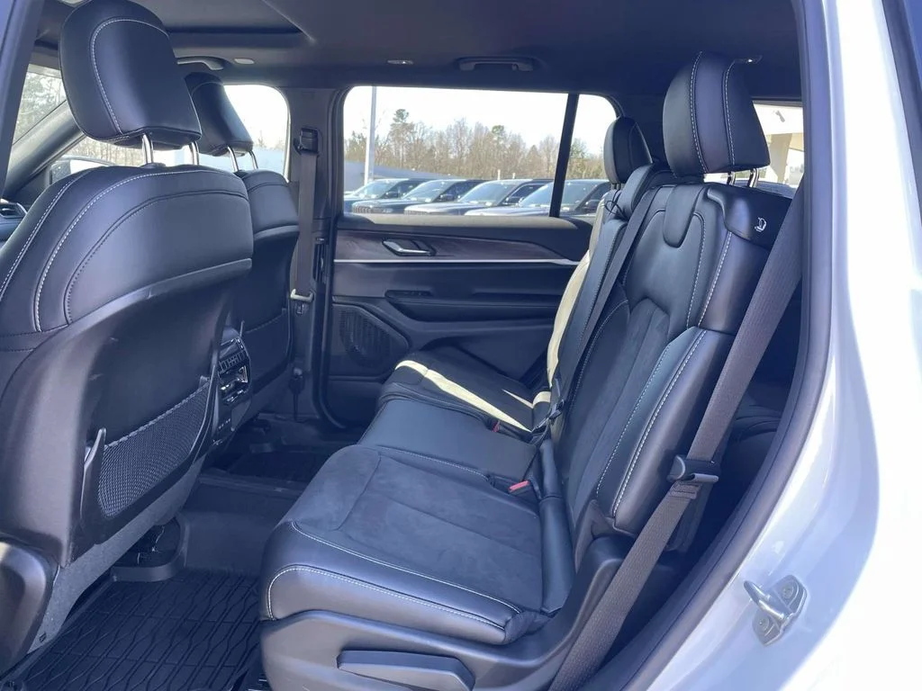 New 2026 Bright White Clearcoat Jeep Altitude image 19