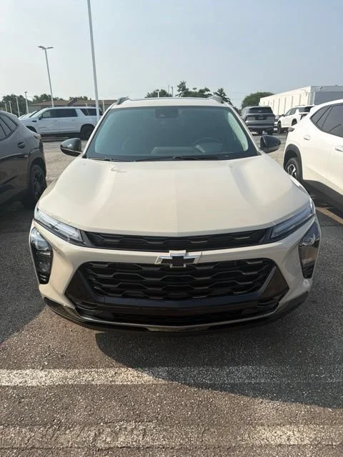 New 2026 White Sands Chevrolet ACTIV image 2