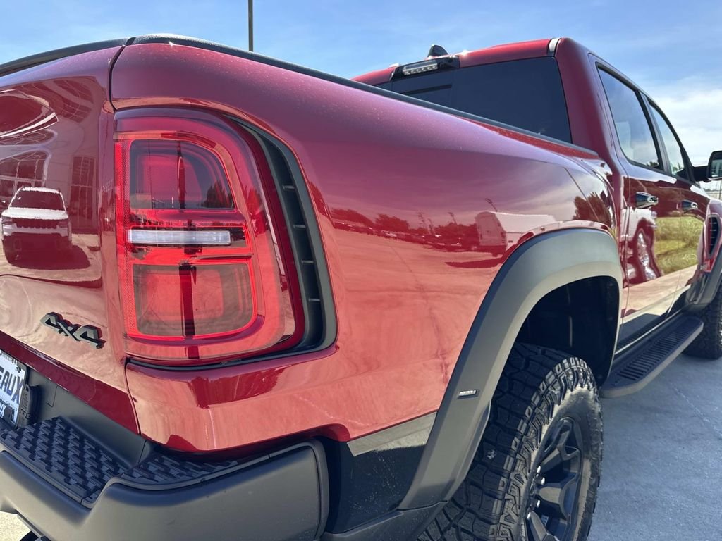 New 2026 Molten Red Pearl-Coat Exterior Paint RAM RHO image 18